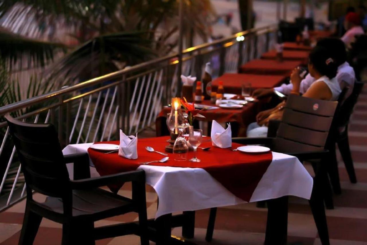 Seaface Beach Resort Kovalam Bagian luar foto