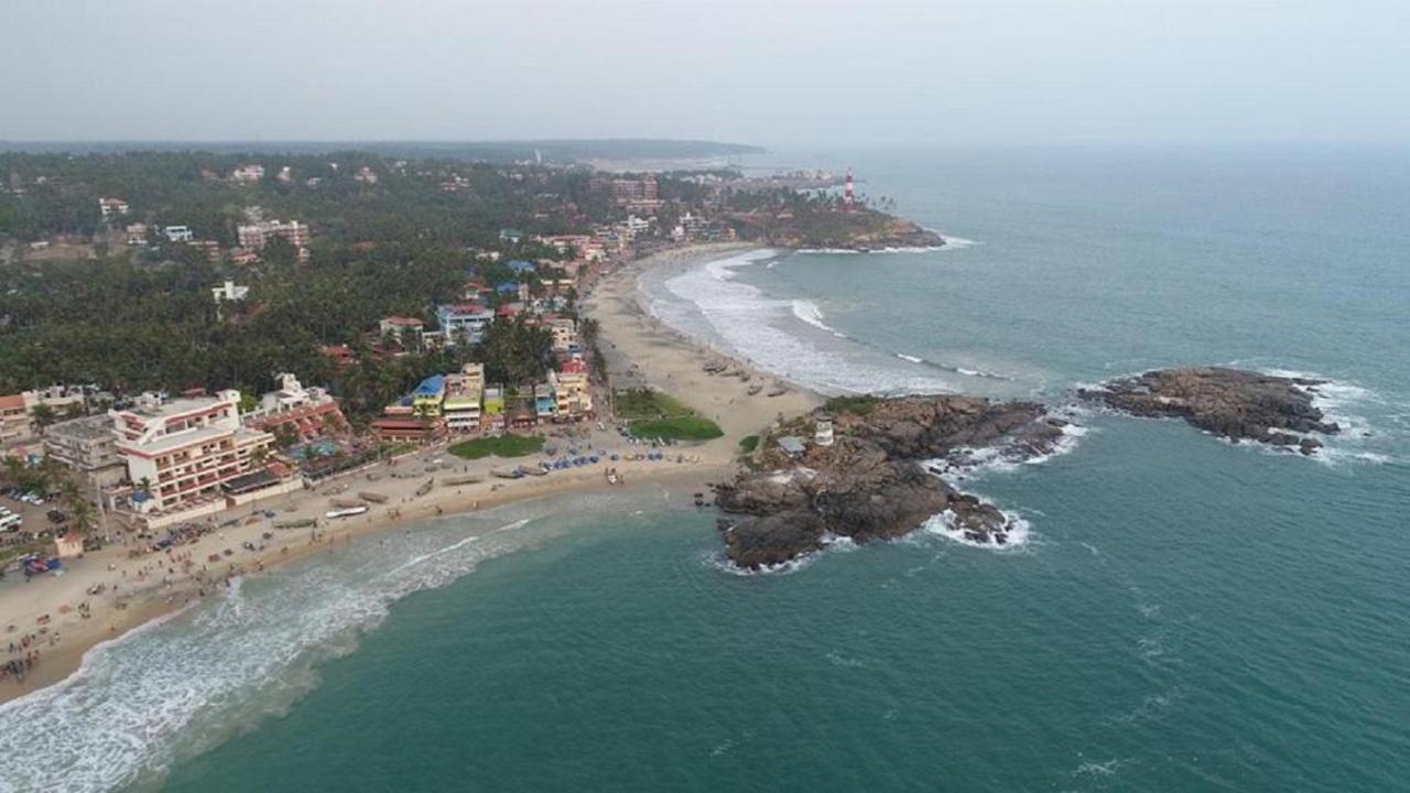 Seaface Beach Resort Kovalam Bagian luar foto