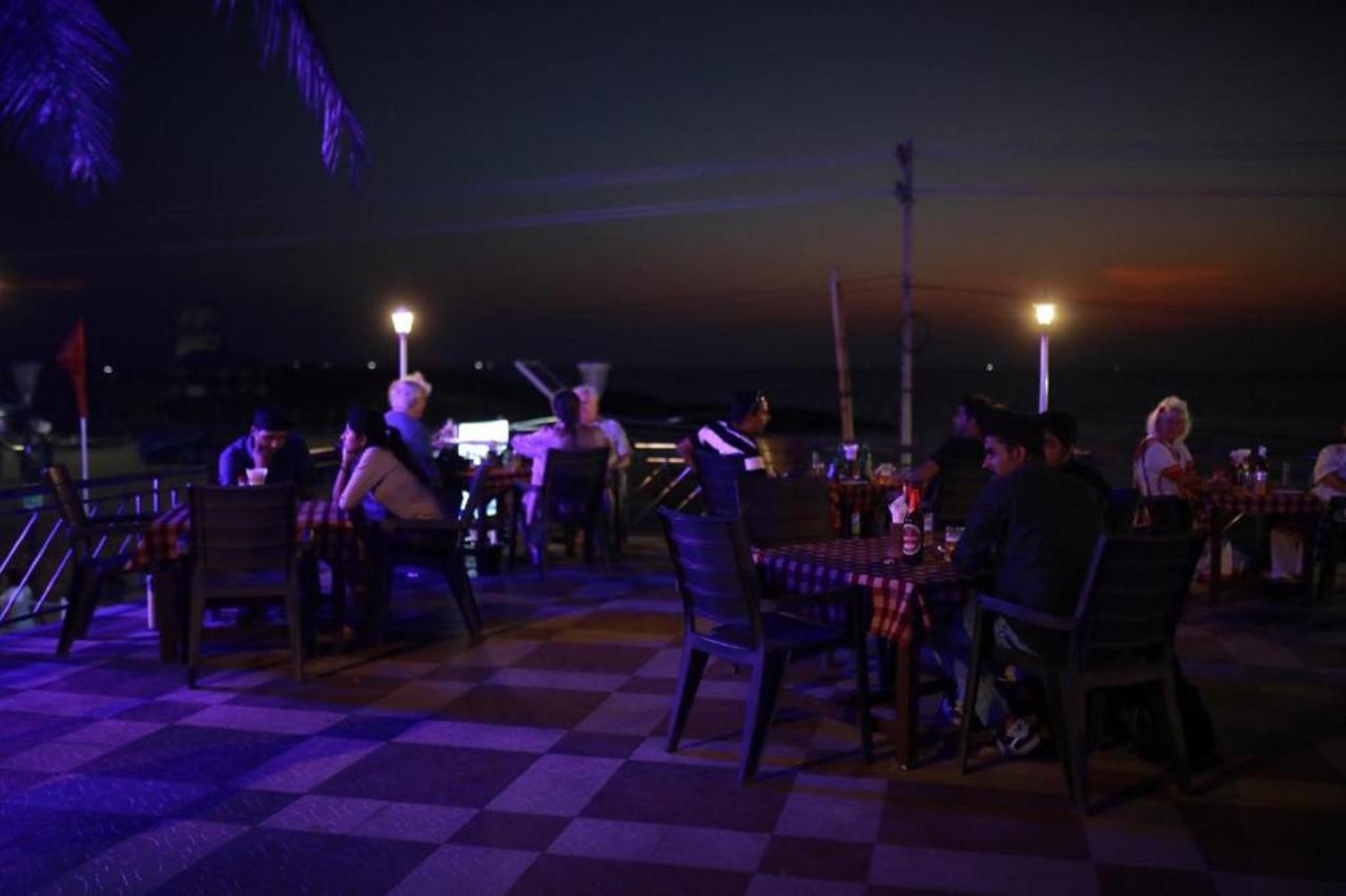 Seaface Beach Resort Kovalam Bagian luar foto