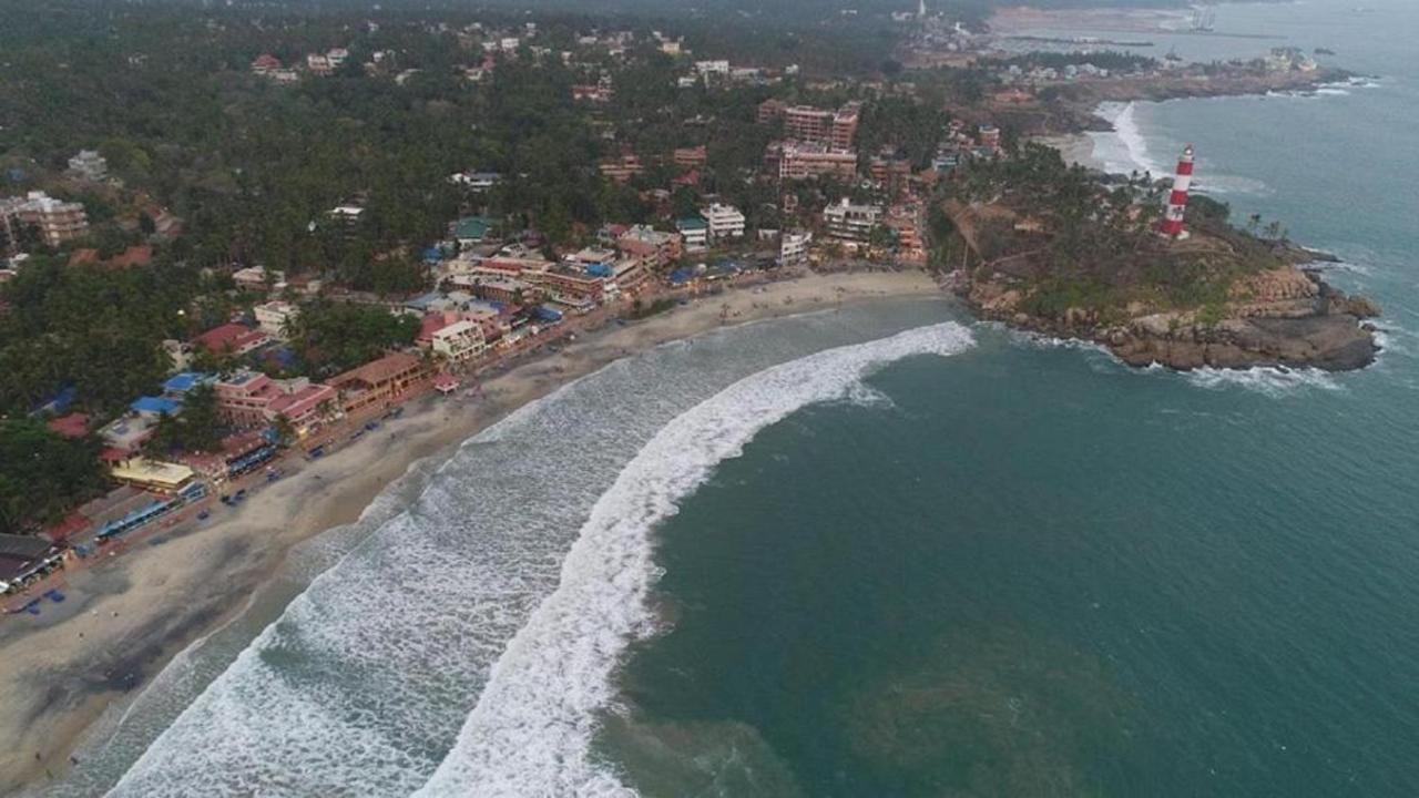 Seaface Beach Resort Kovalam Bagian luar foto